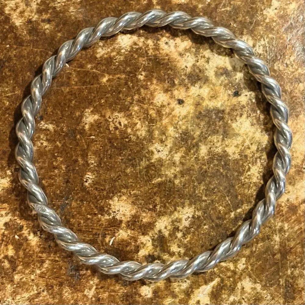 Sterling Silver Twisted Bangle Bracelet 7.25 Inches Vintage 24.6 Grams